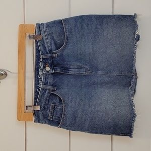 Calvin Klein Jeans size 8 distressed denim skirt